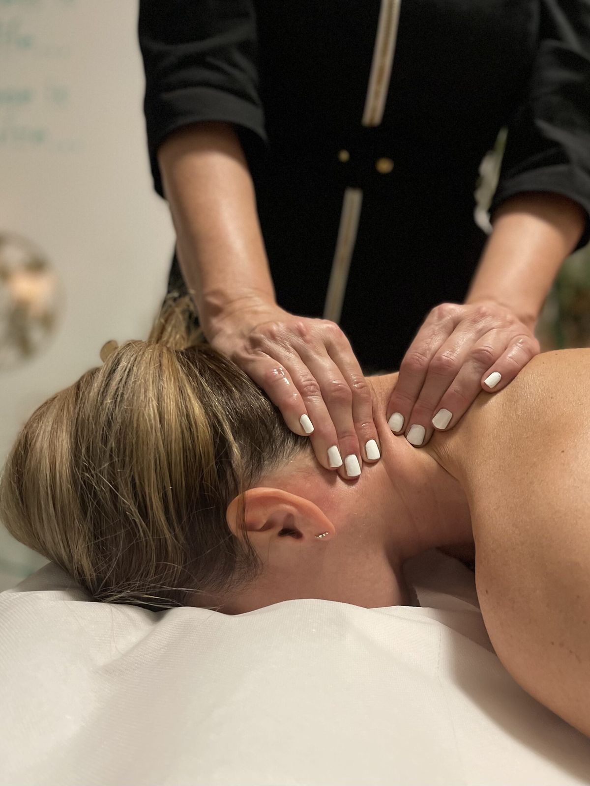 ENA Unique Massage
